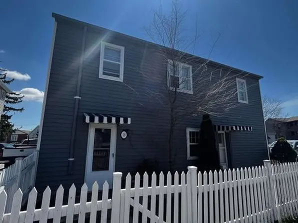 29 Rykert St #1, Saint Catharines, ON L2S 1Y8