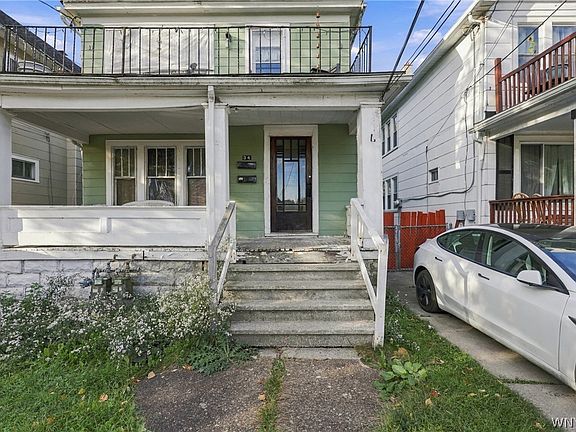 2nd image of 34 Ullman St