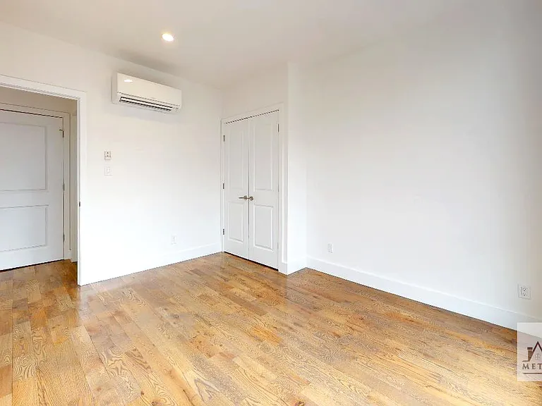 13828 Queens Blvd #4L — Photo 19