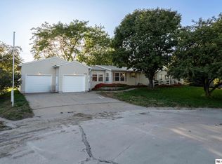 7506 N 285th Cir, Valley, NE 68064