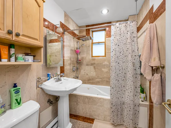 1414 Avenue H image 8 of 25