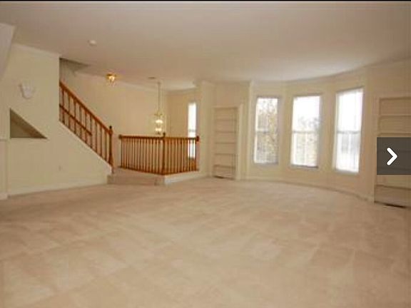 2nd floor living room