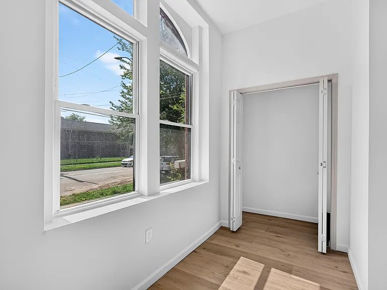 3647 Wisconsin Ave — Photo 20