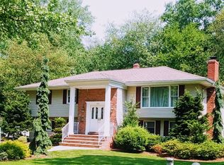 263 Springfield Ave, Paramus, NJ 07652