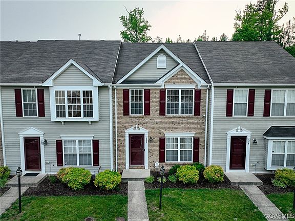 2nd image of 504 Kings Tower Pl