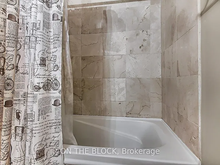 3085 Bloor St W #112 — Photo 17