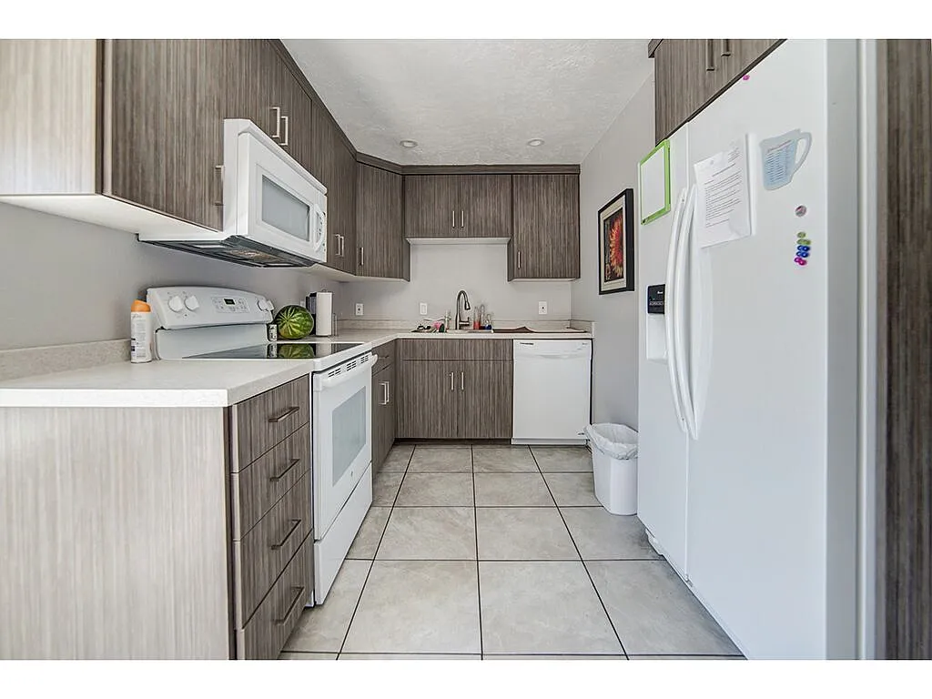 Building Photo - 724 W 1720 N #211