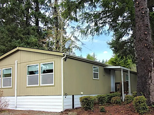 540 Shorepines Pl, Coos Bay, OR 97420