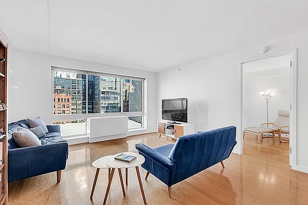 1st image of 555 W 23rd St APT N9f