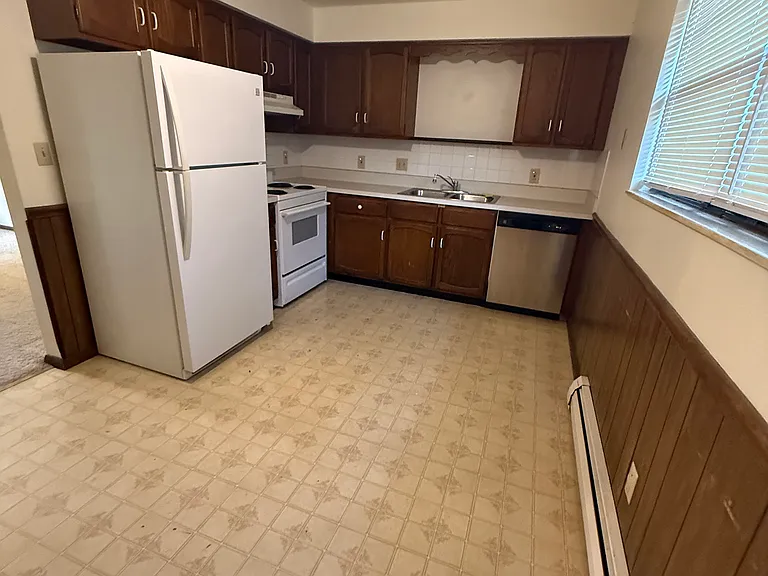 3930 Frederick St — Photo 4
