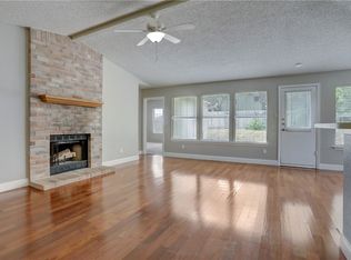 911 Isernia Dr, Austin, TX 78748