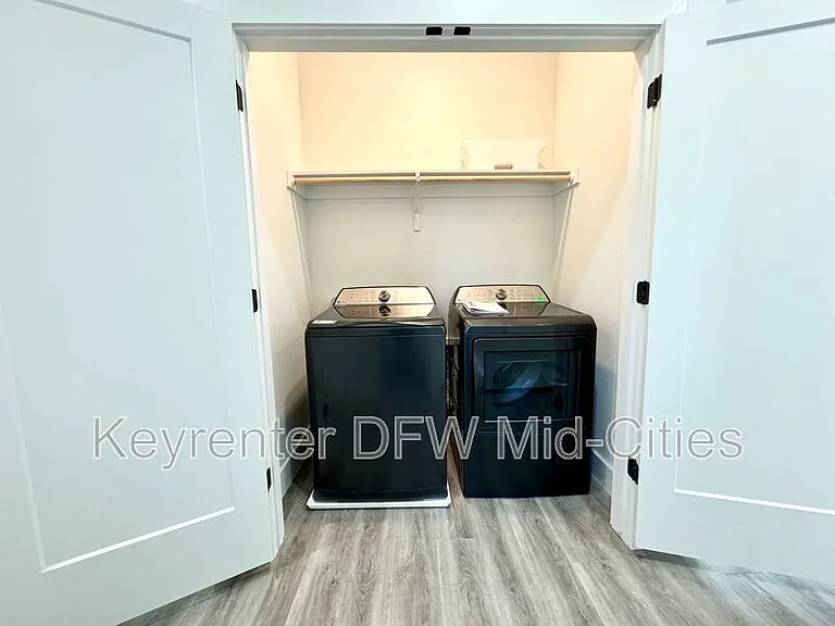 7302 Uloho Way — Photo 5