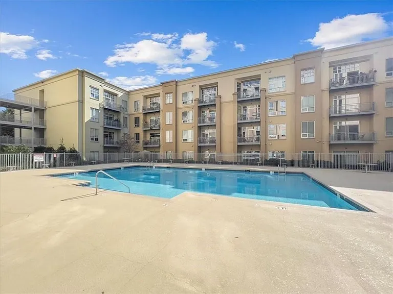 711 Cosmopolitan Dr #435 — Photo 14