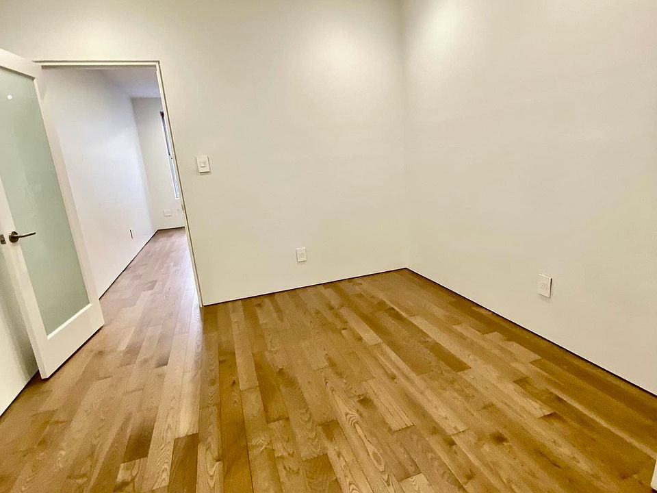 1st image of 454 E 84th St #3