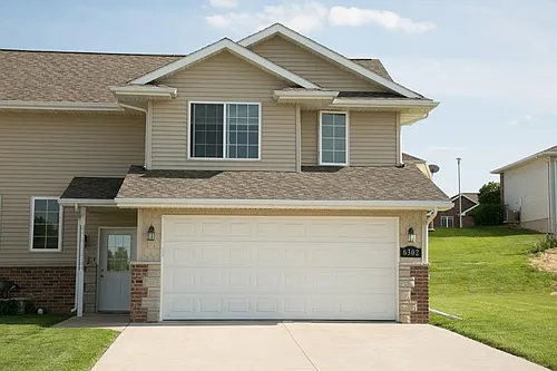 6302 Pawnee Ln Photo 1