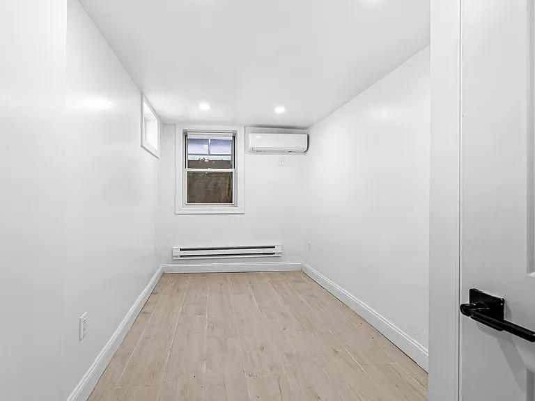144 14th St #GROUND — Photo 9
