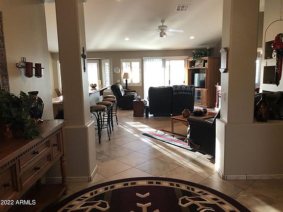 3rd image of 556 N Santiago Trl