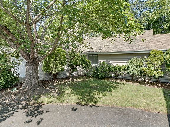 4th image of 9114 182nd Ave NE