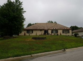 3500 NE 60th St, Gladstone, MO 64119