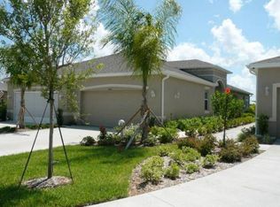2201 Oakley Green Dr, Sun City Center, FL 33573