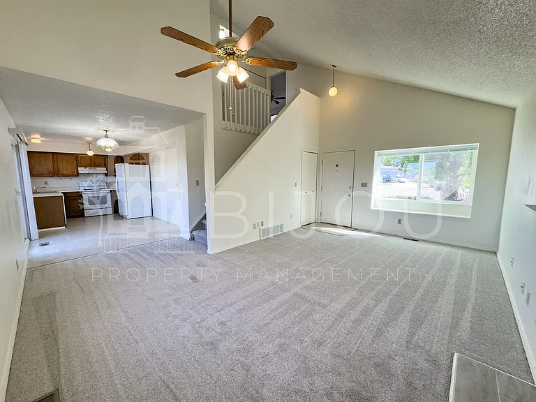 6470 Chantilly Pl — Photo 4