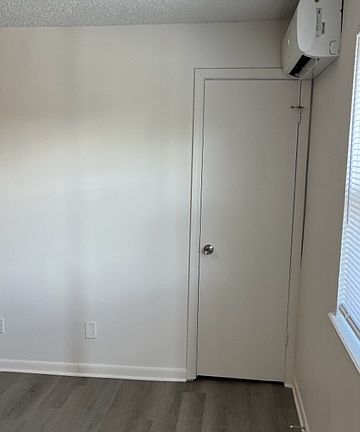 2nd image of 4416 Lynn Ln #70