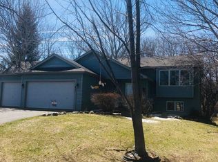 427 Hunter Dr SE, Watertown, MN 55388