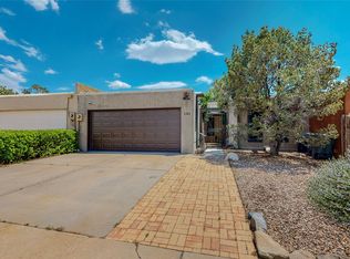 2303 Calle Luminoso, Santa Fe, NM 87505