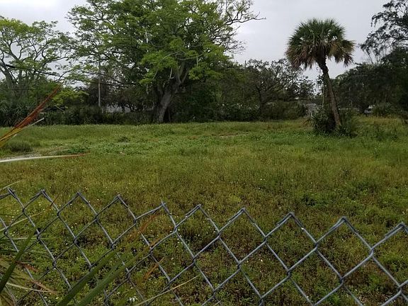 2nd image of 140 N Tropical #0
