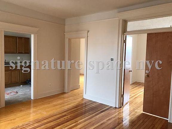 2nd image of 3530 34th St APT 2A