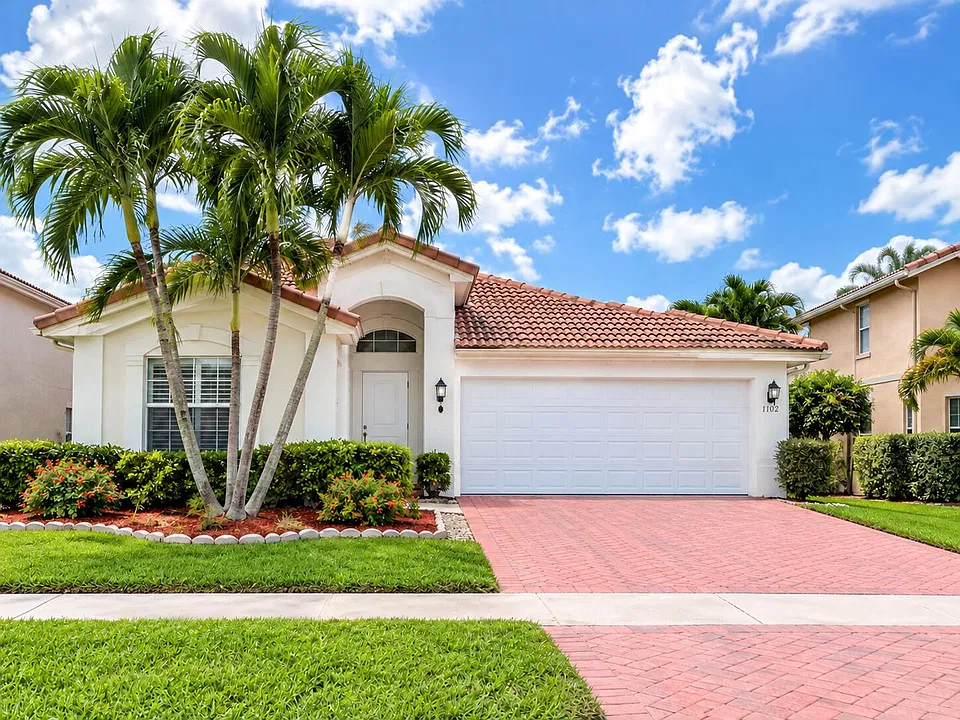 3694 Miramontes Cir