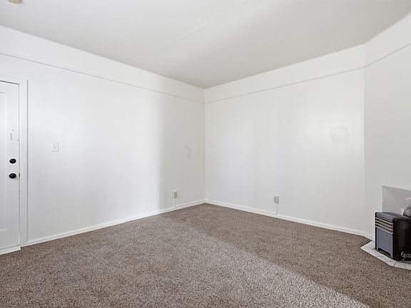 3rd image of 1144 24th St APT 1