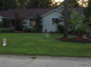 6841 Wildwood Ct, Fruitport, MI 49415