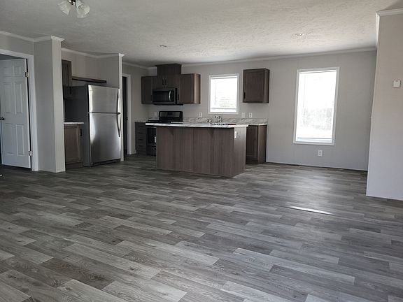2nd image of 38000 Le Chateau Blvd #223