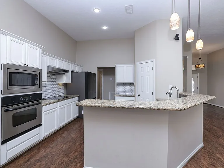 105 Lawrence Marshall Dr — Photo 12