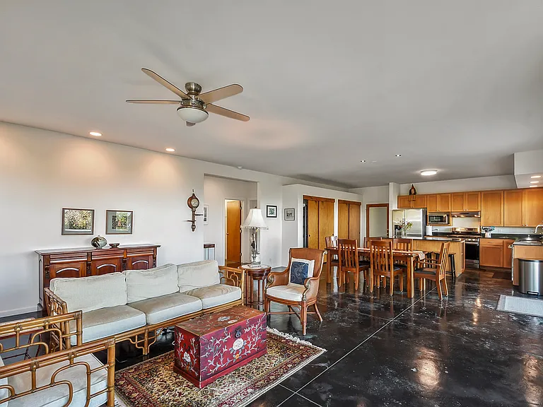 73-4599 Kukuki St — Photo 10
