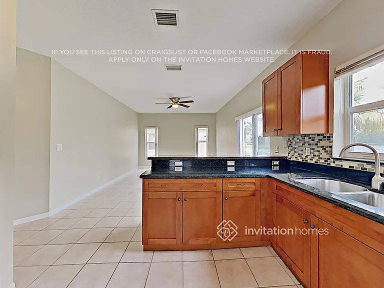 1382 SW 106th Ave — Photo 11