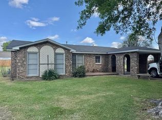 105 Dogwood St, Leland, MS 38756