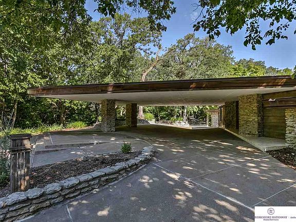 3rd image of 2351 Davis Mountain Ln