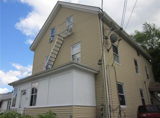 257 Hughes Ave, Pawtucket, RI 02861