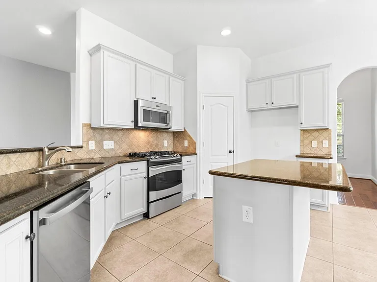 7 Fraiser Fir Pl — Photo 7