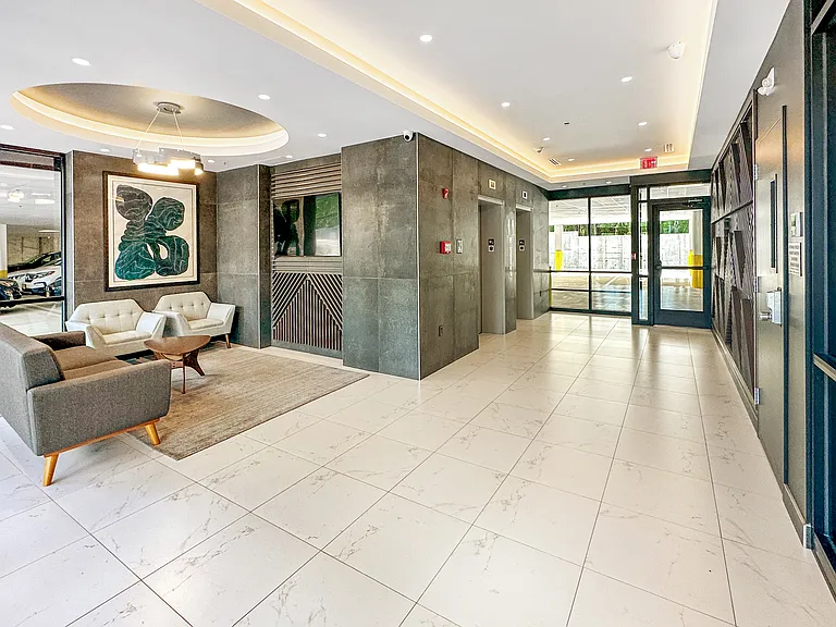 510 Grand Ave #315 — Photo 9