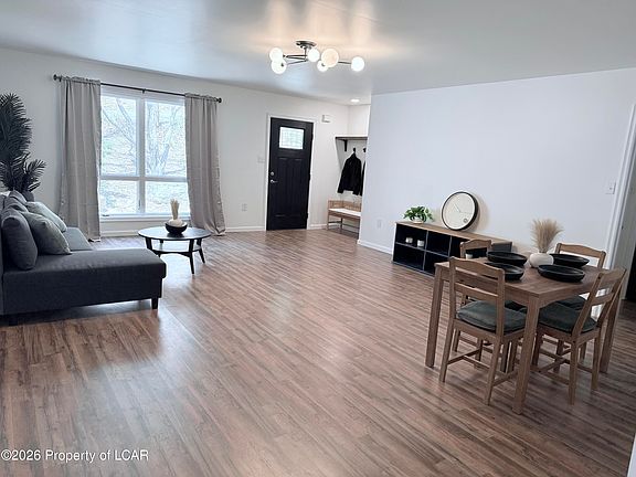4th image of 16 Iroquois Cir
