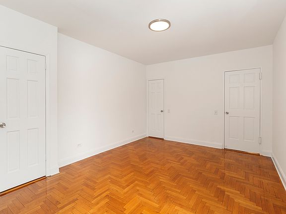 3rd image of 150 Greenway Ter APT 13W