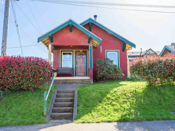 555 Delaware St, North Bend, OR 97459