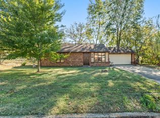 103 W 9th Pl S, Claremore, OK 74017