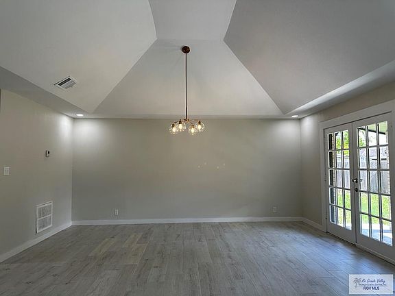 4th image of 438 Rentfro Blvd