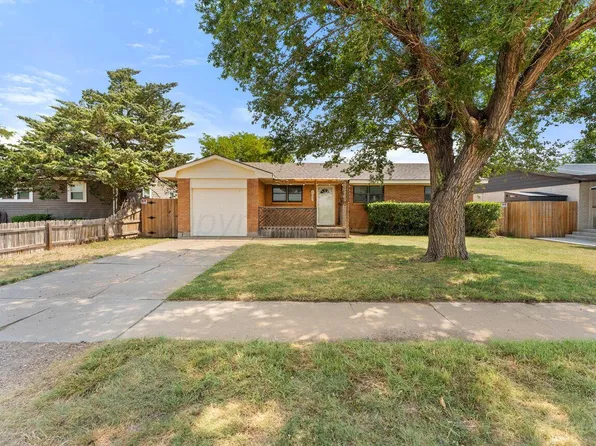 607 S Holmes Ave, Fritch, TX 79036