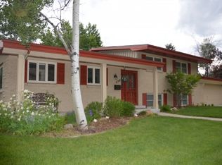 590 N Glencoe St, Denver, CO 80220