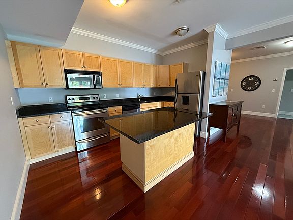 2nd image of 414 Mount Hope St APT 104